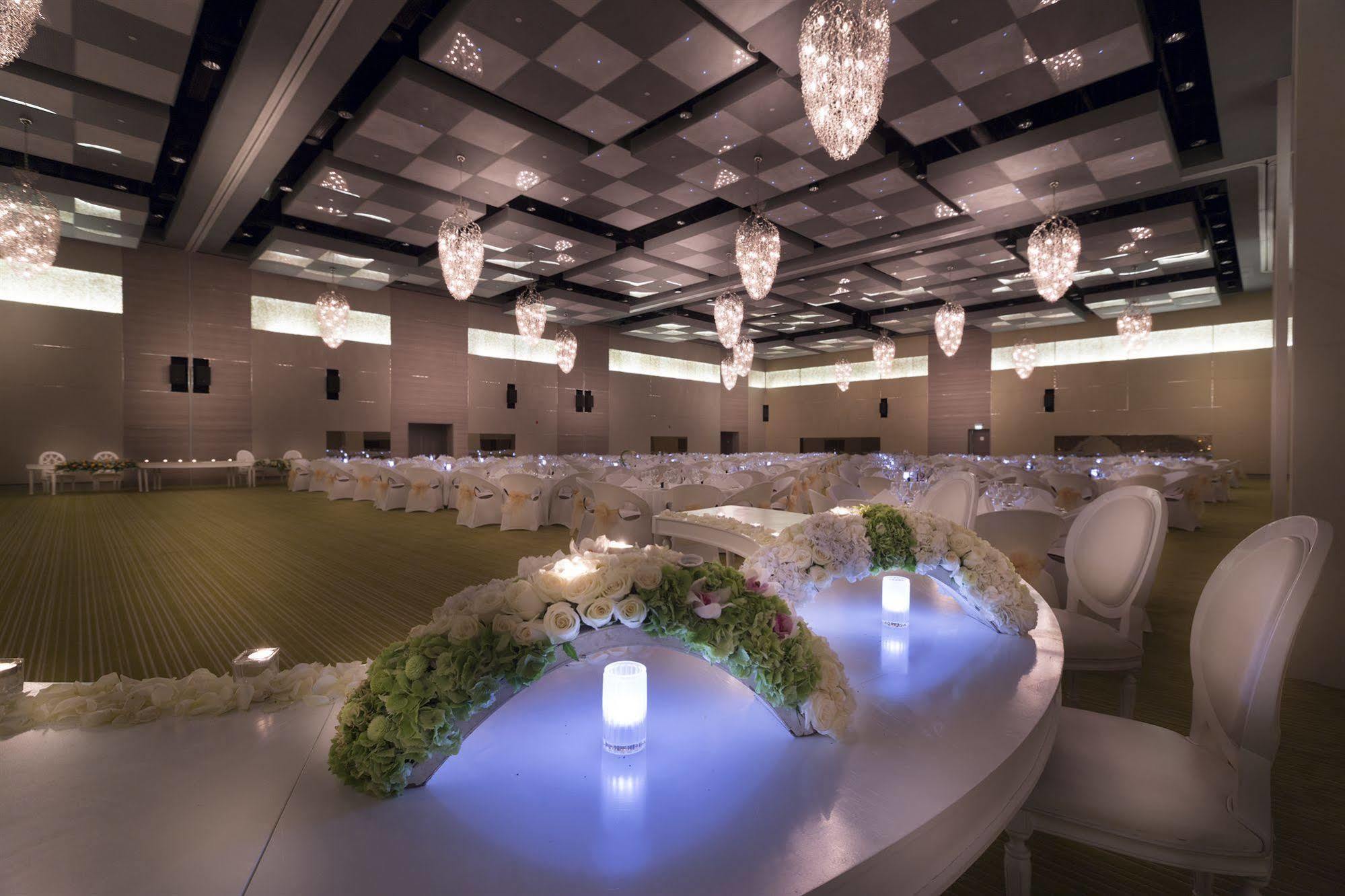 Novotel Al Bustan Hotel Abou Dabi