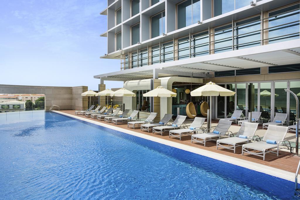 Novotel Al Bustan 4*